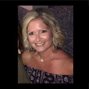 Meet your Posher, Stacy